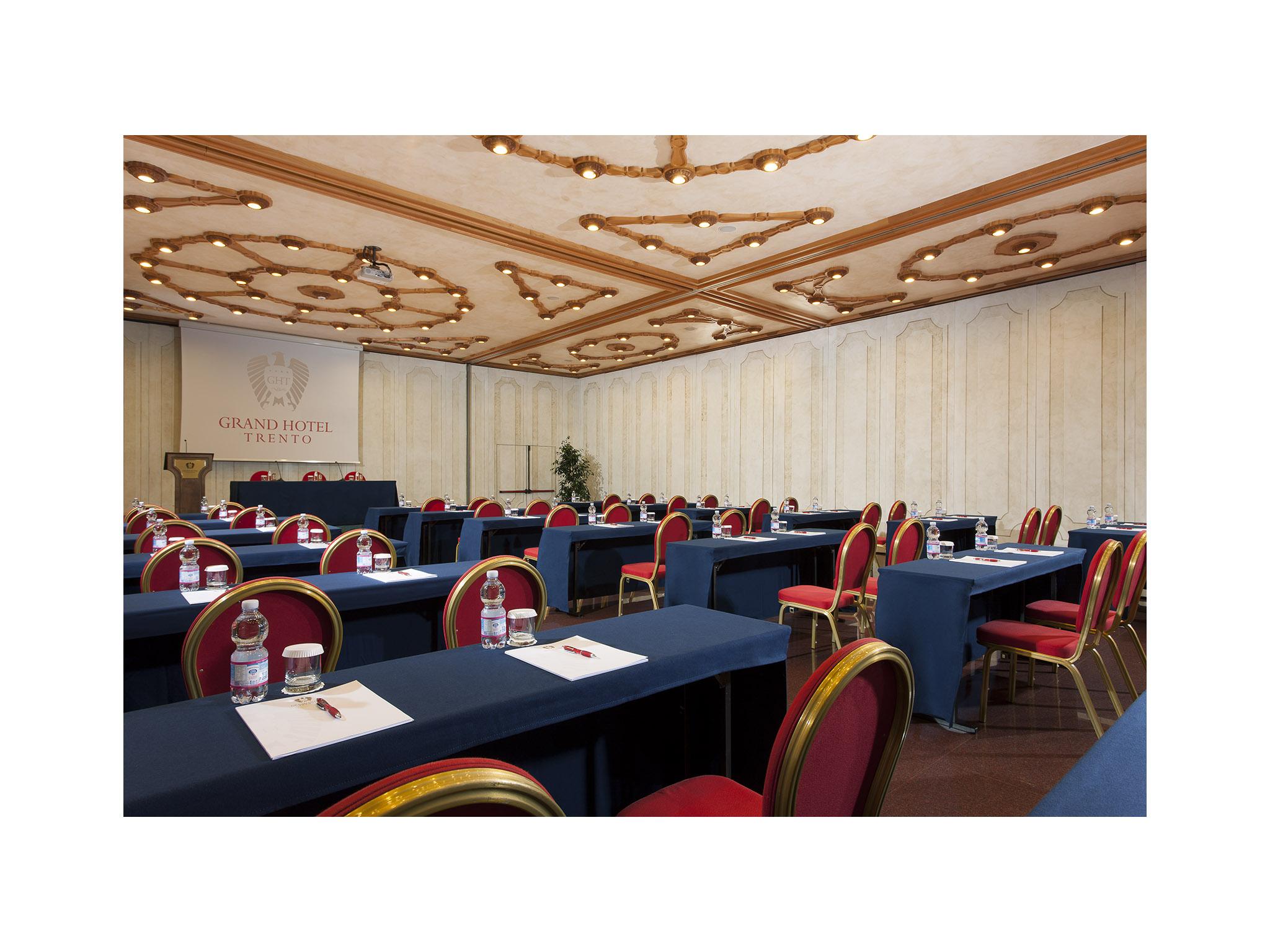 Grand Hotel Trento Esterno foto