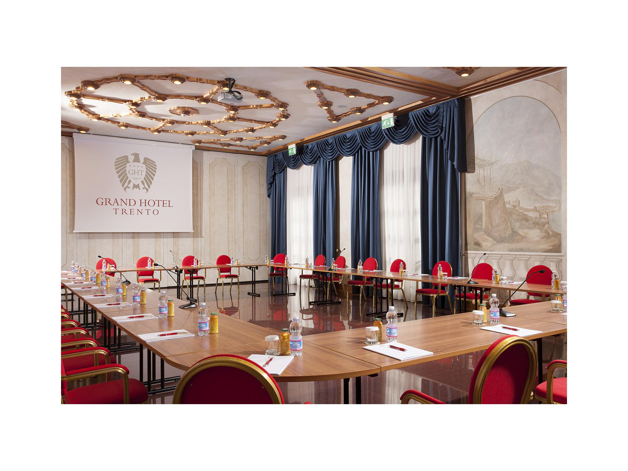 Grand Hotel Trento Esterno foto