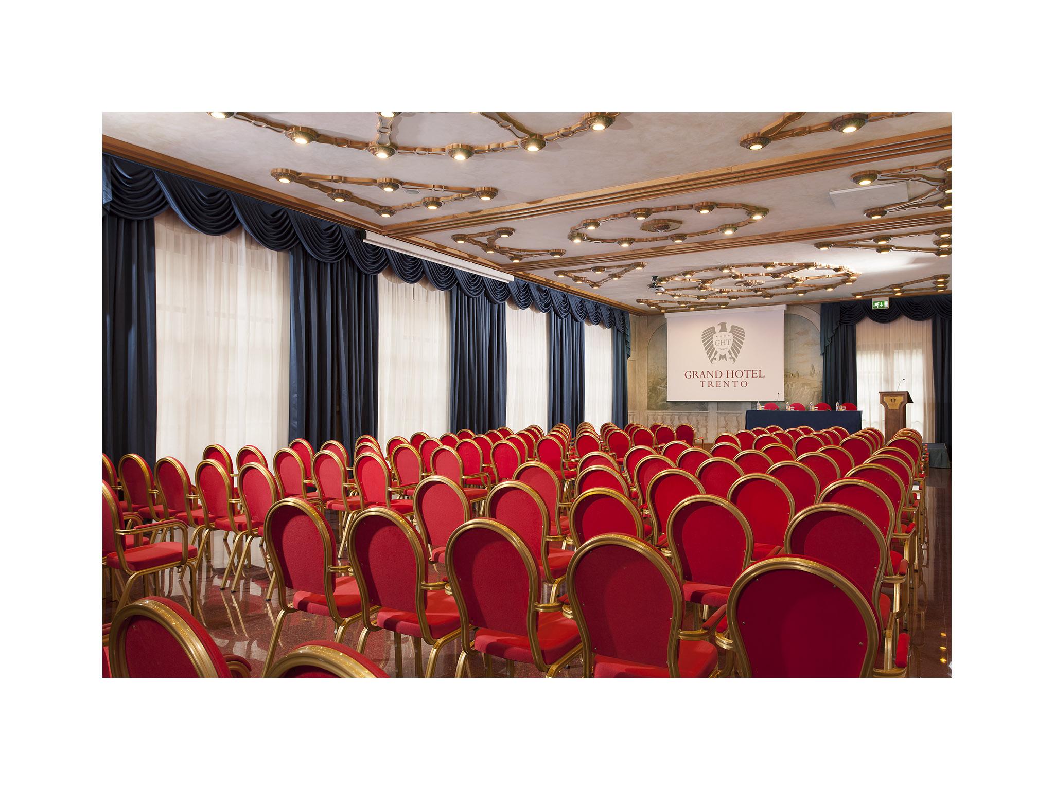 Grand Hotel Trento Esterno foto